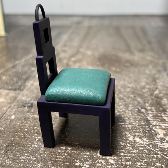 Vintage 2000 Take A Seat By Raine Miniature Chair Form & Function New - Picture 5 of 6